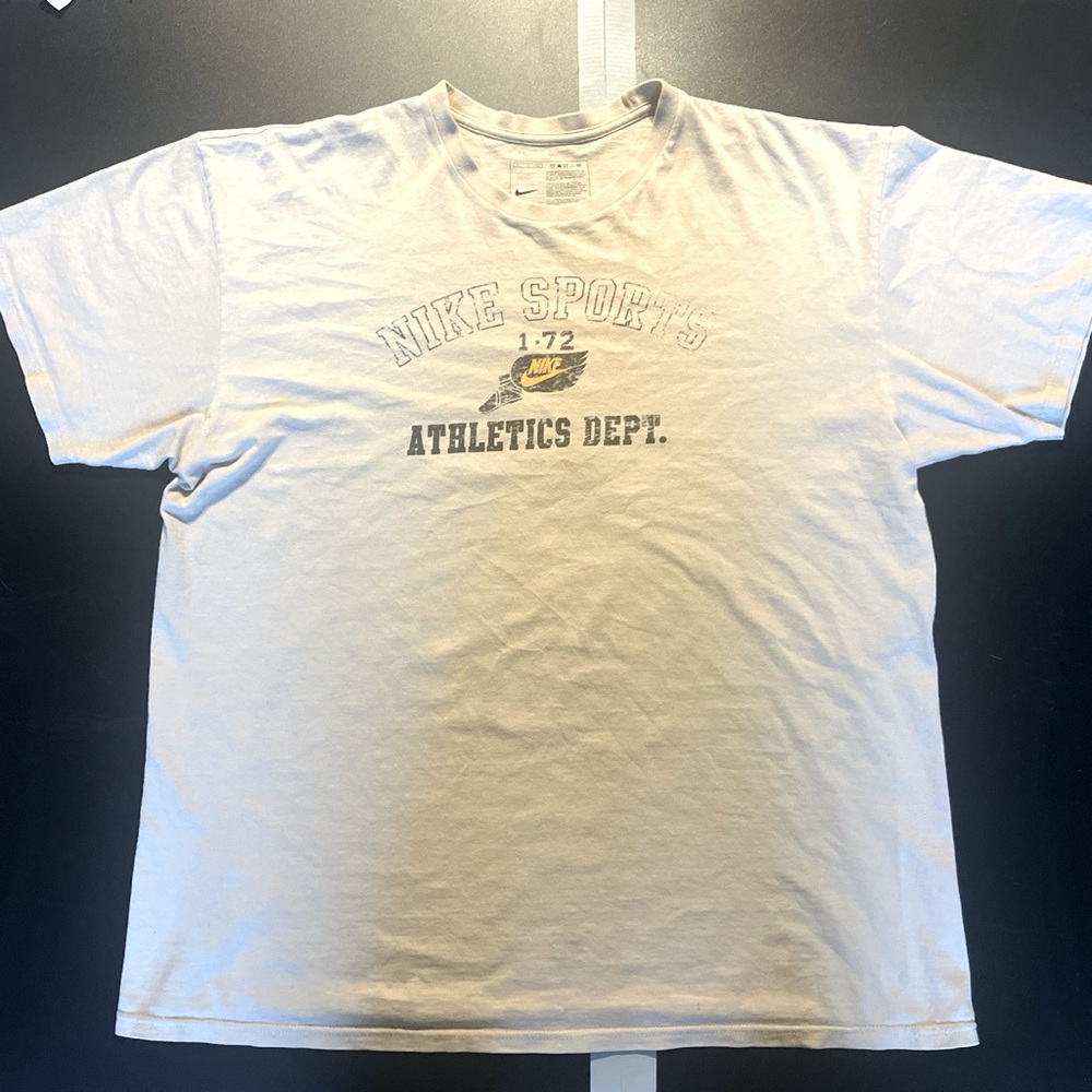 Vintage 90s Nike Tee *Rare*
